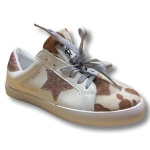 Simply southern, size 9 womens sneakers